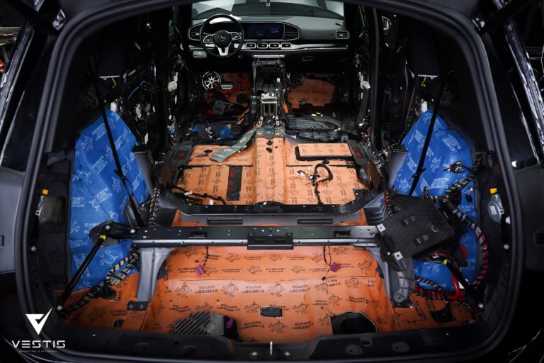 Mercedes Benz GLE - Шумоизоляция пола, дверей, багажного отделения18