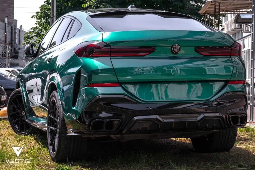 Карбоновый обвес сзади на BMW X6