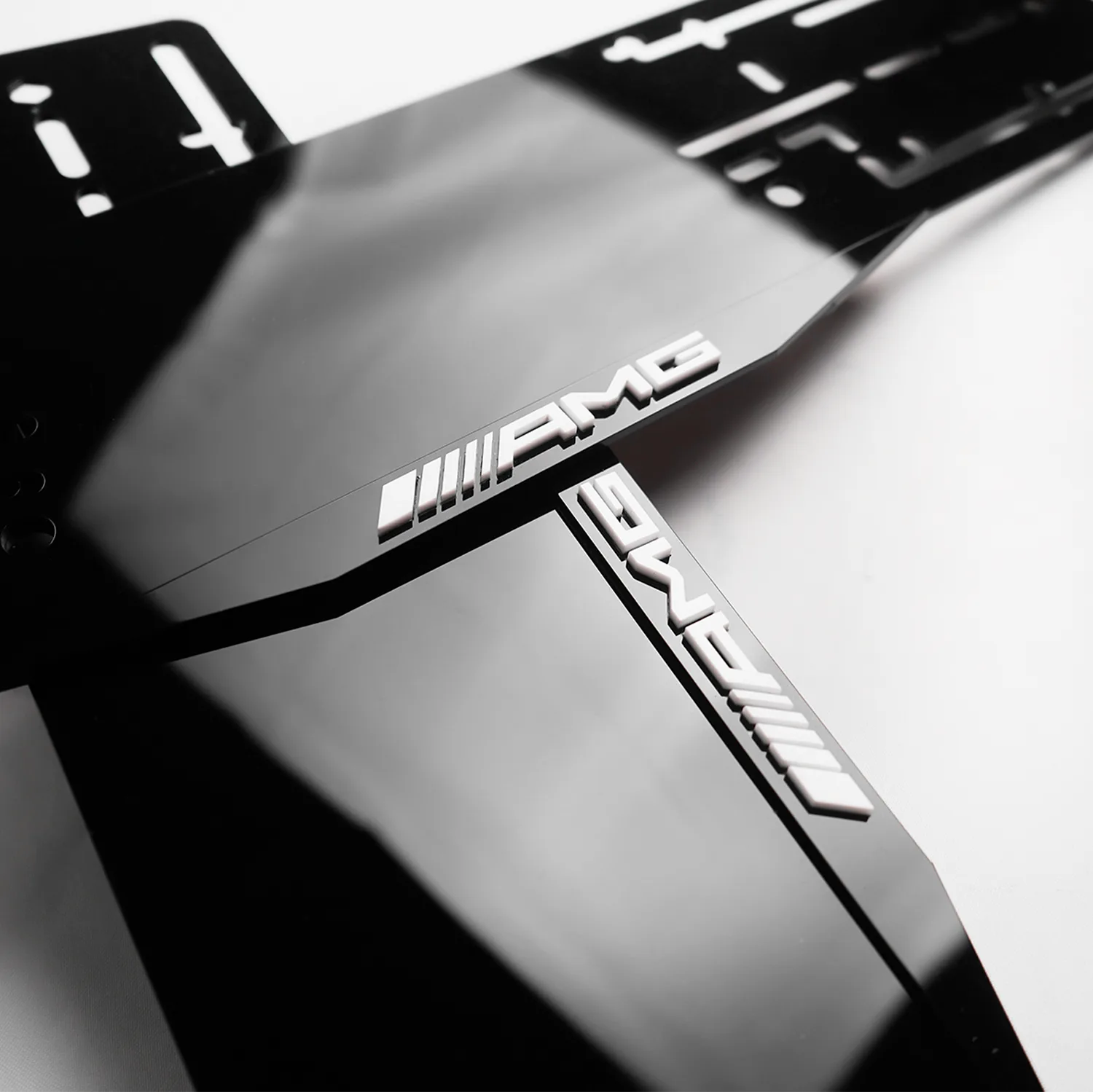 Комплект акриловых рамок госномера Mercedes AMG 3 Комплект акриловых рамок госномера Mercedes AMG